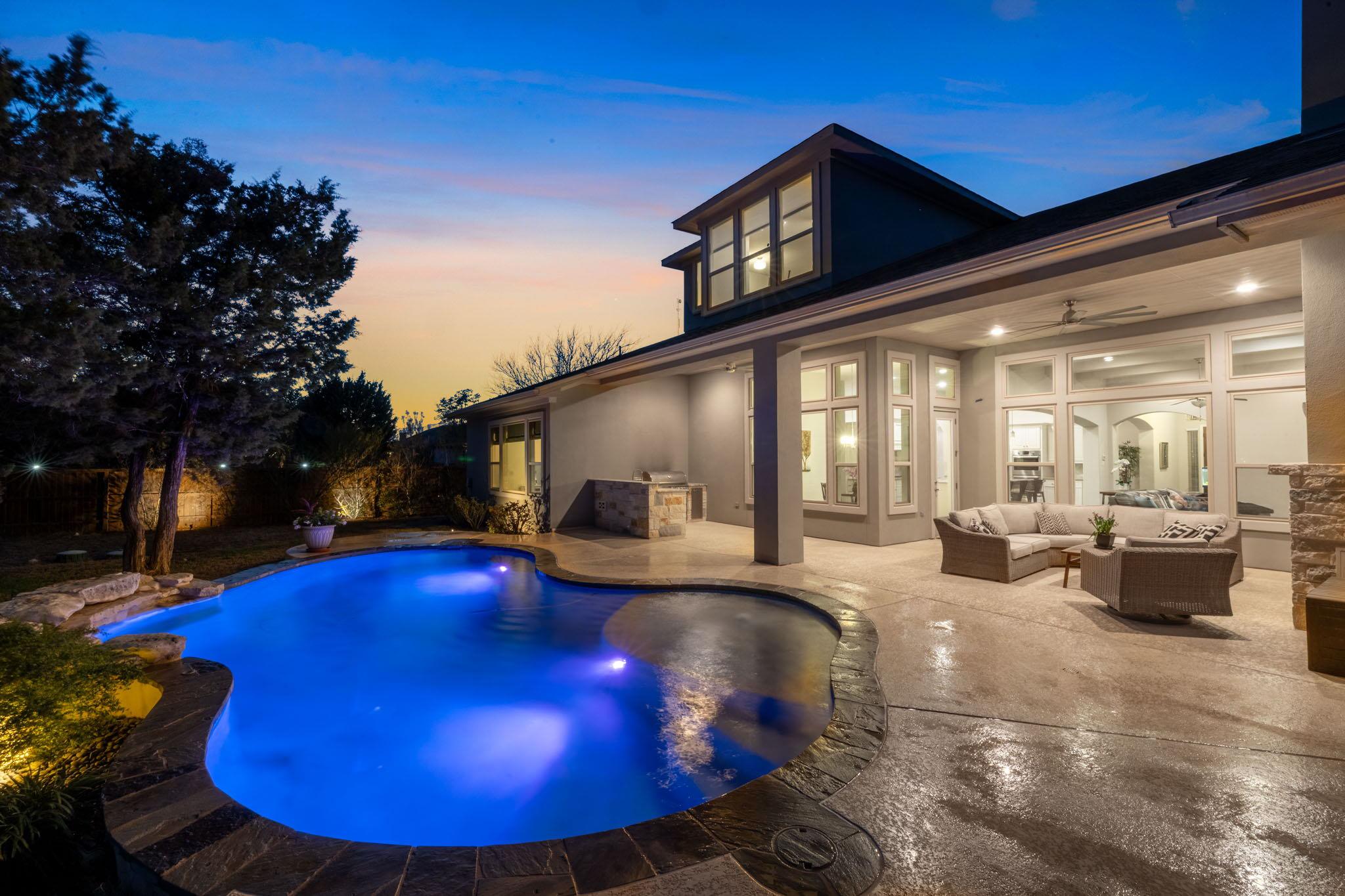 947 Woodland Oaks