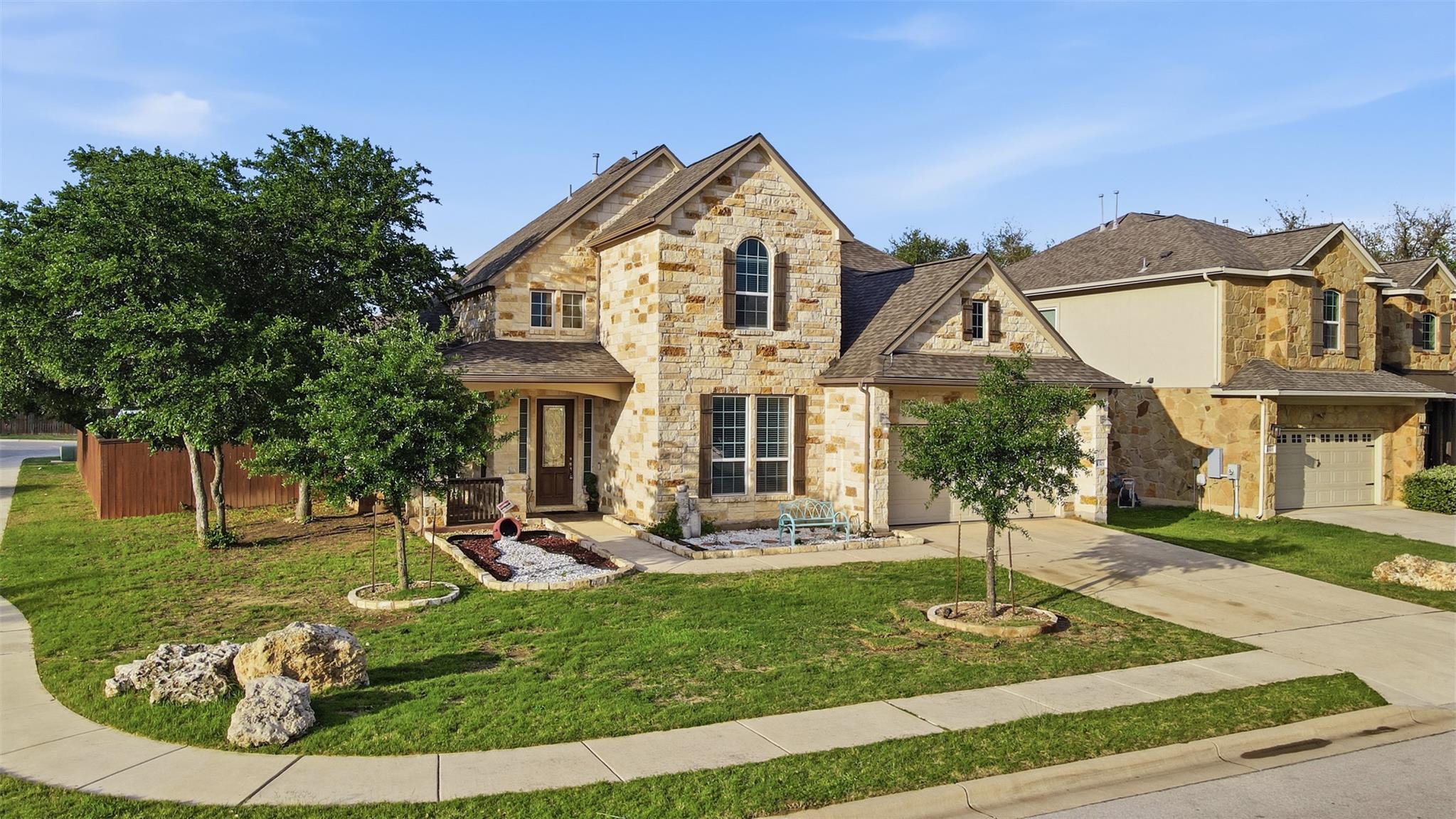4301 Logan Ridge DR