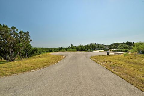 235 Campolina LN Driftwood TX 78619