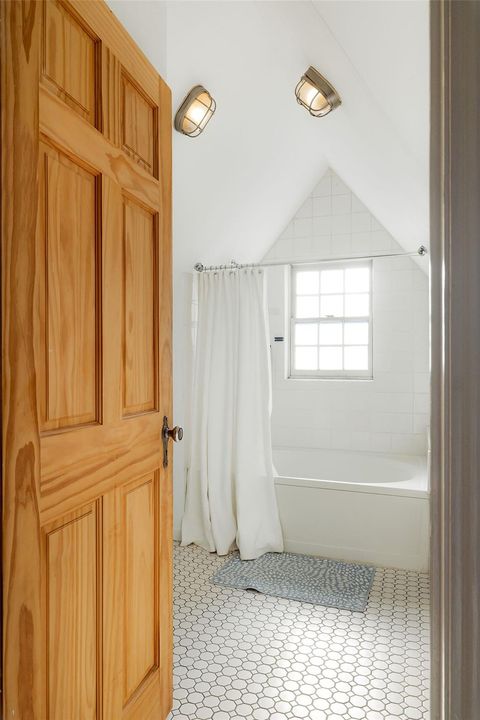 Tiny photo for 830 Harris Ave, Austin, TX 78705 (MLS # 6017485)