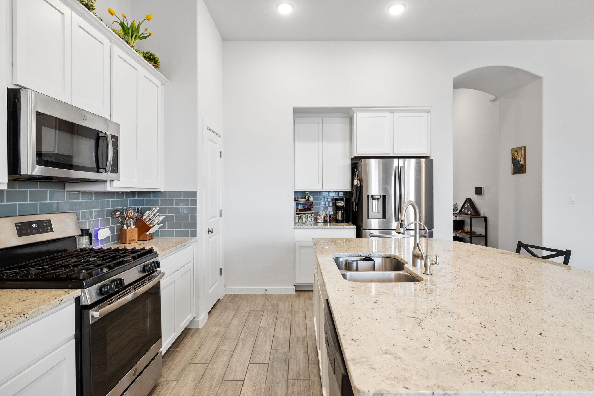 132 Emerald Garden RD