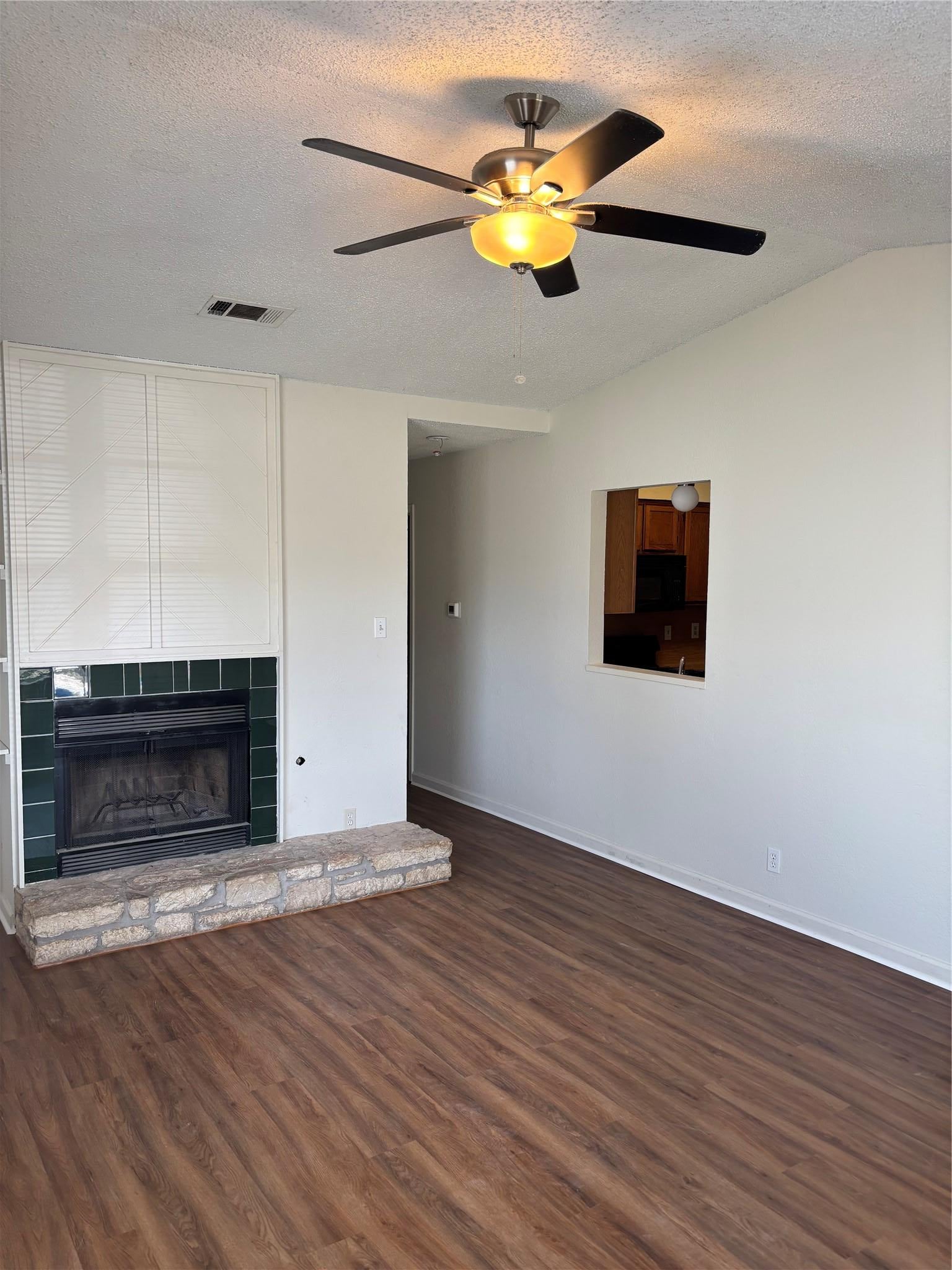 801 Country Aire DR