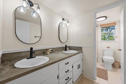 Tiny photo for 2300 Spring Creek DR, Austin, TX 78704 (MLS # 6932021)