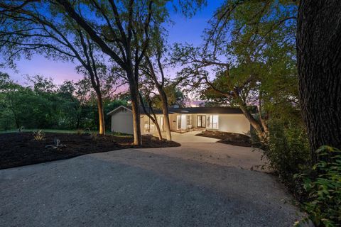 Tiny photo for 2300 Spring Creek DR, Austin, TX 78704 (MLS # 6932021)