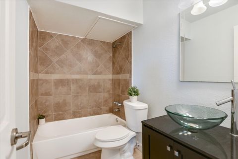 Tiny photo for 2020 S Congress Ave #1215, Austin, TX 78704 (MLS # 8762351)