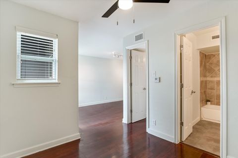 Tiny photo for 2020 S Congress Ave #1215, Austin, TX 78704 (MLS # 8762351)