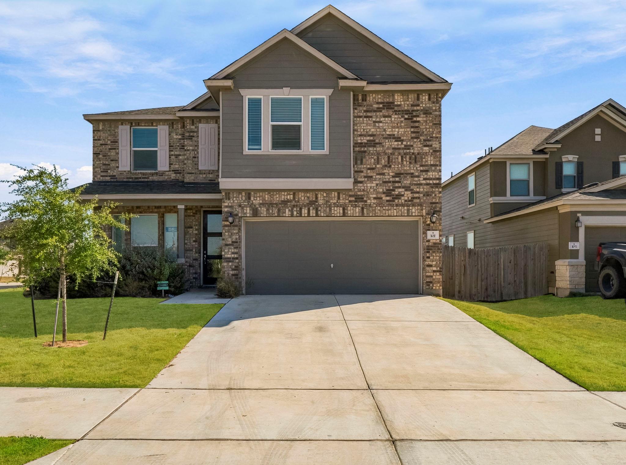 101 Clematis CT