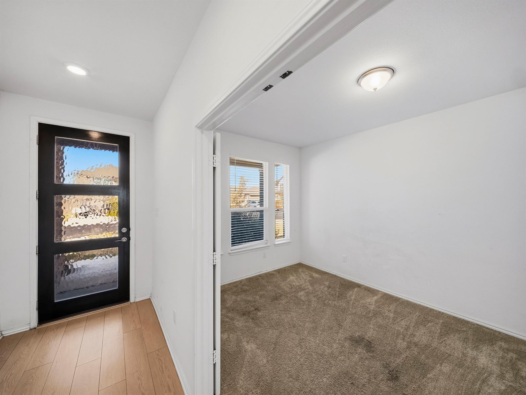 101 Clematis CT