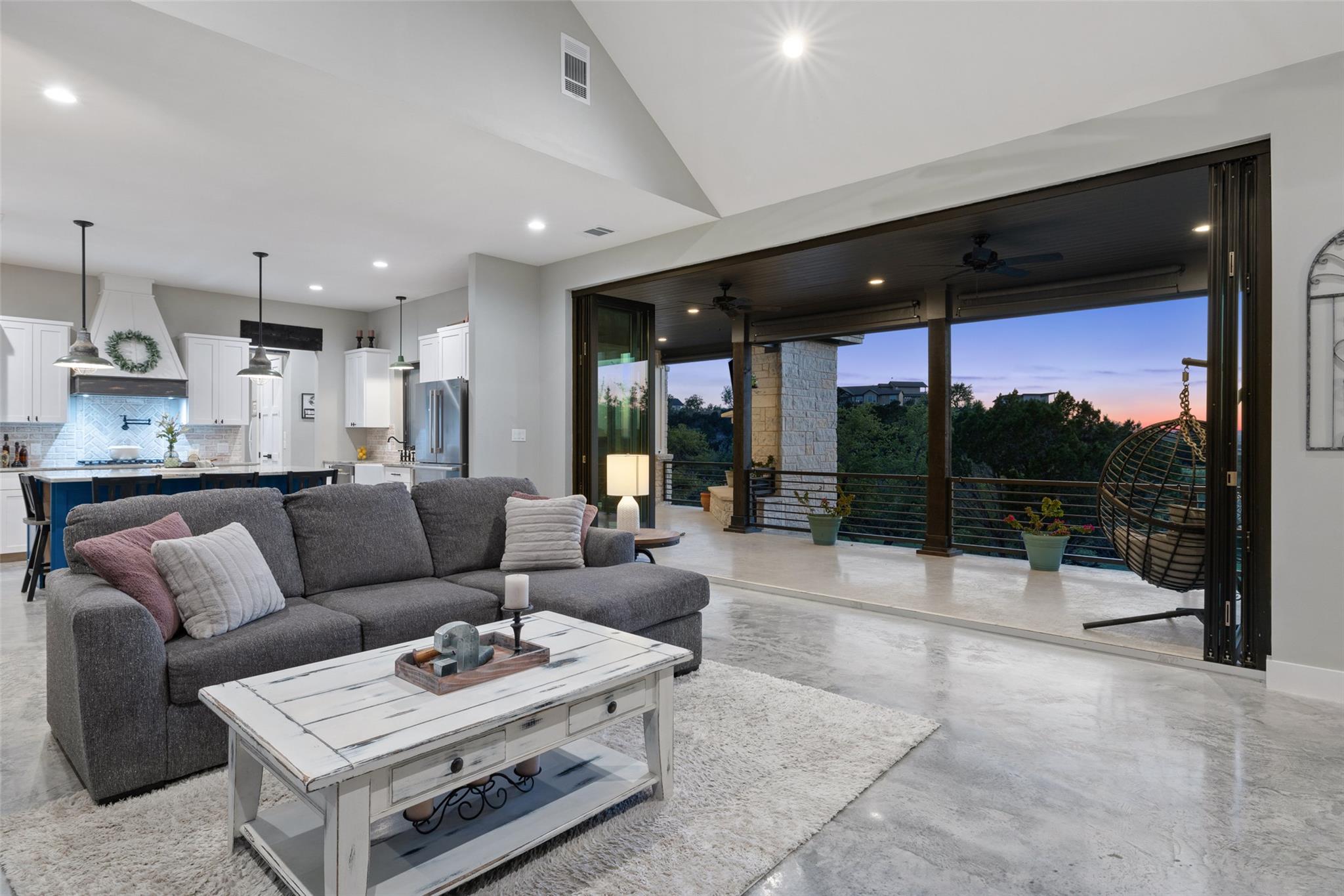 468 Cedar Mountain DR