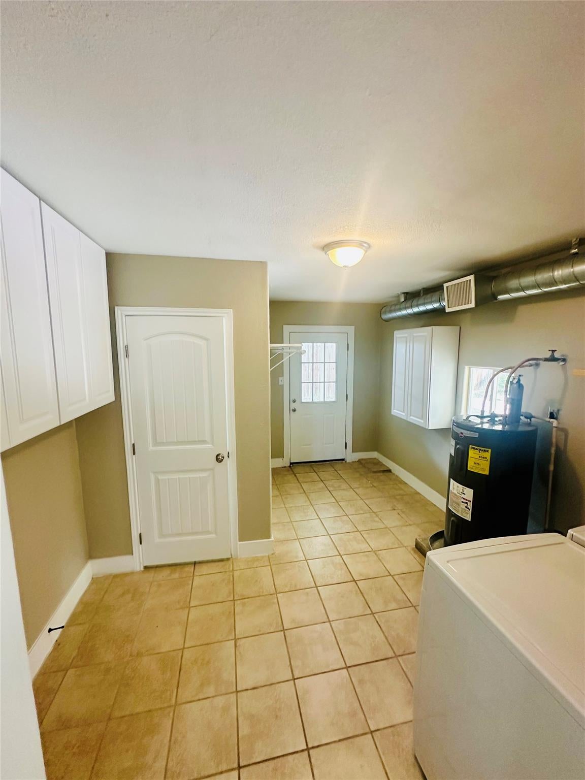 178 Mary Ann DR