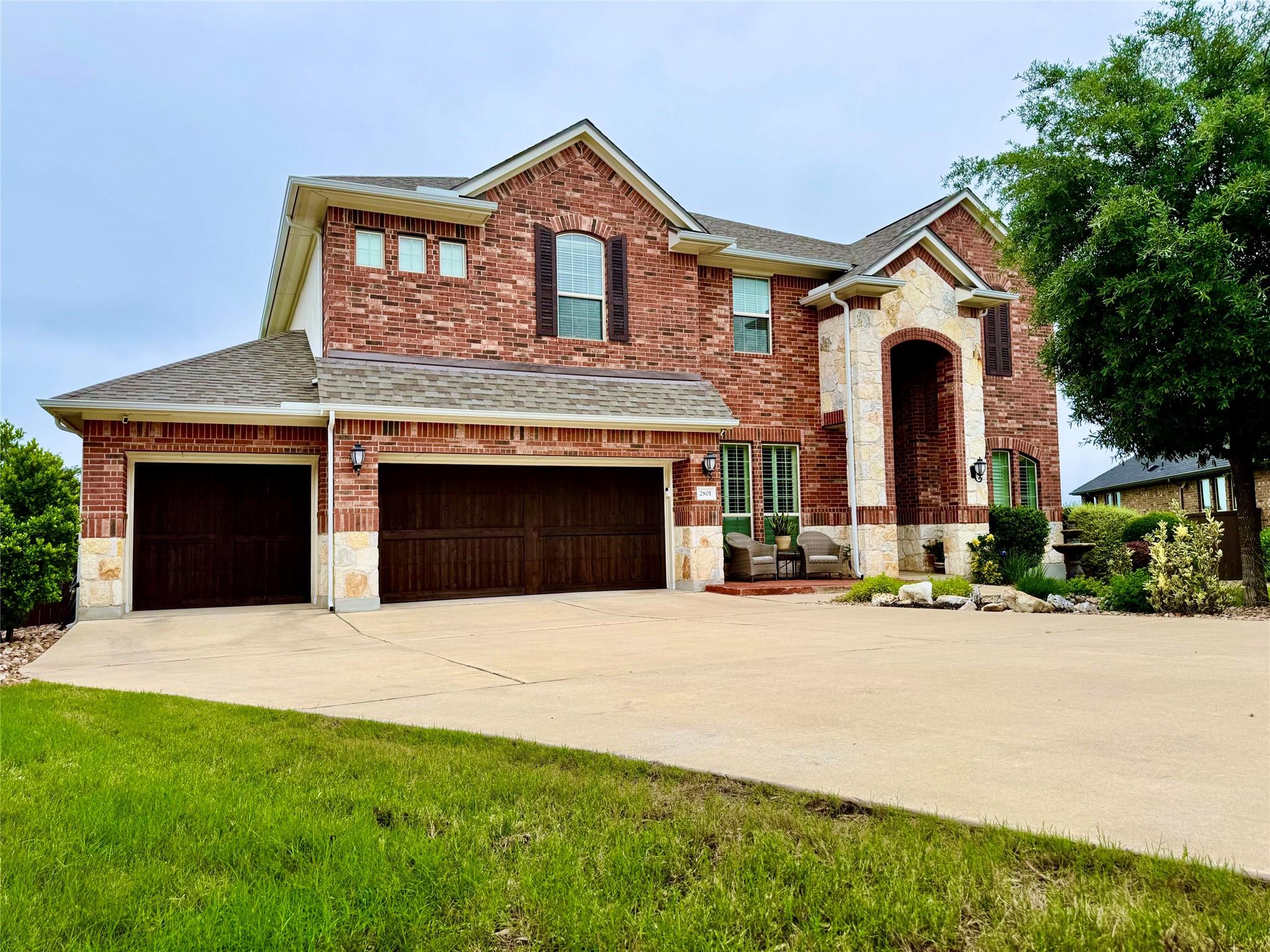 2801 Mossy Springs DR