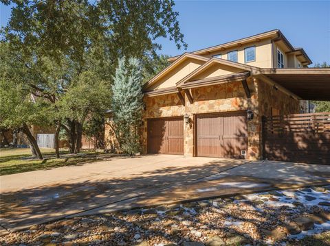 Photo of 12600 River BND, Austin, TX 78732 (MLS # 2158281)
