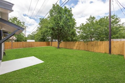 Tiny photo for 8409 Kimble CV, Austin, TX 78757 (MLS # 9106093)
