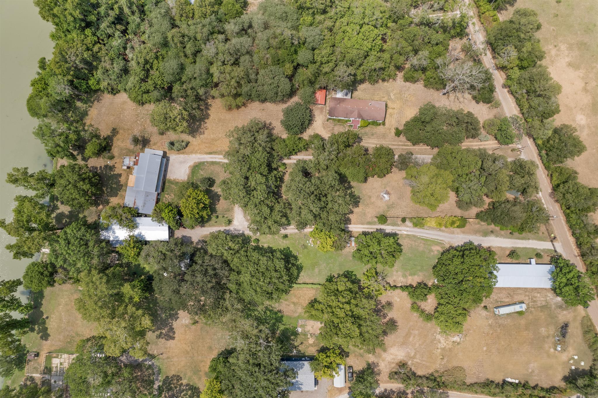315 Riverwood DR