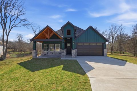 Photo of 131 E Keomuku LN, Bastrop, TX 78602 (MLS # 1118814)