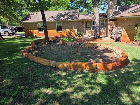 913 CR 237 Cameron TX 76520