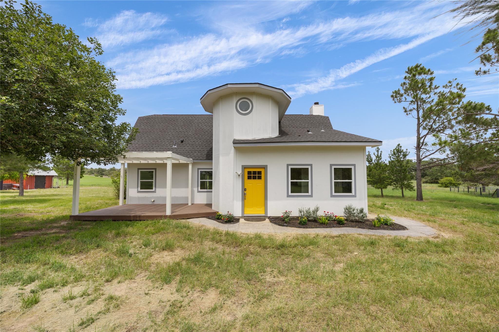 245 Country LN