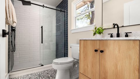 Tiny photo for 8121 Greenslope DR, Austin, TX 78759 (MLS # 4936888)