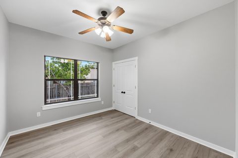 Tiny photo for 2504 Lark Glen LN, Austin, TX 78748 (MLS # 1054029)