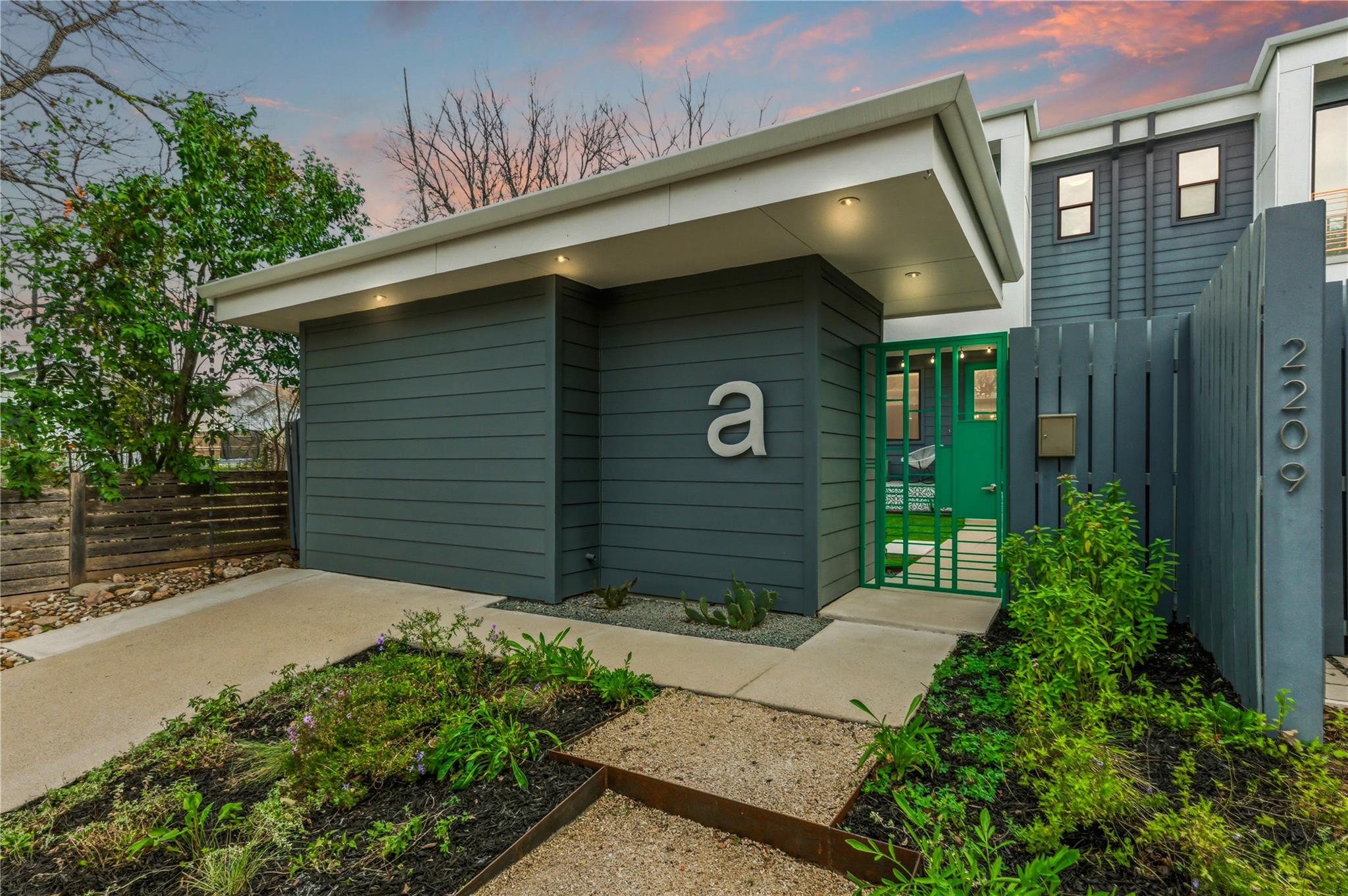 2209 Palo Pinto DR A