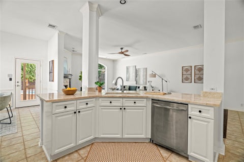 Tiny photo for 3135 Burks LN, Austin, TX 78732 (MLS # 6040897)