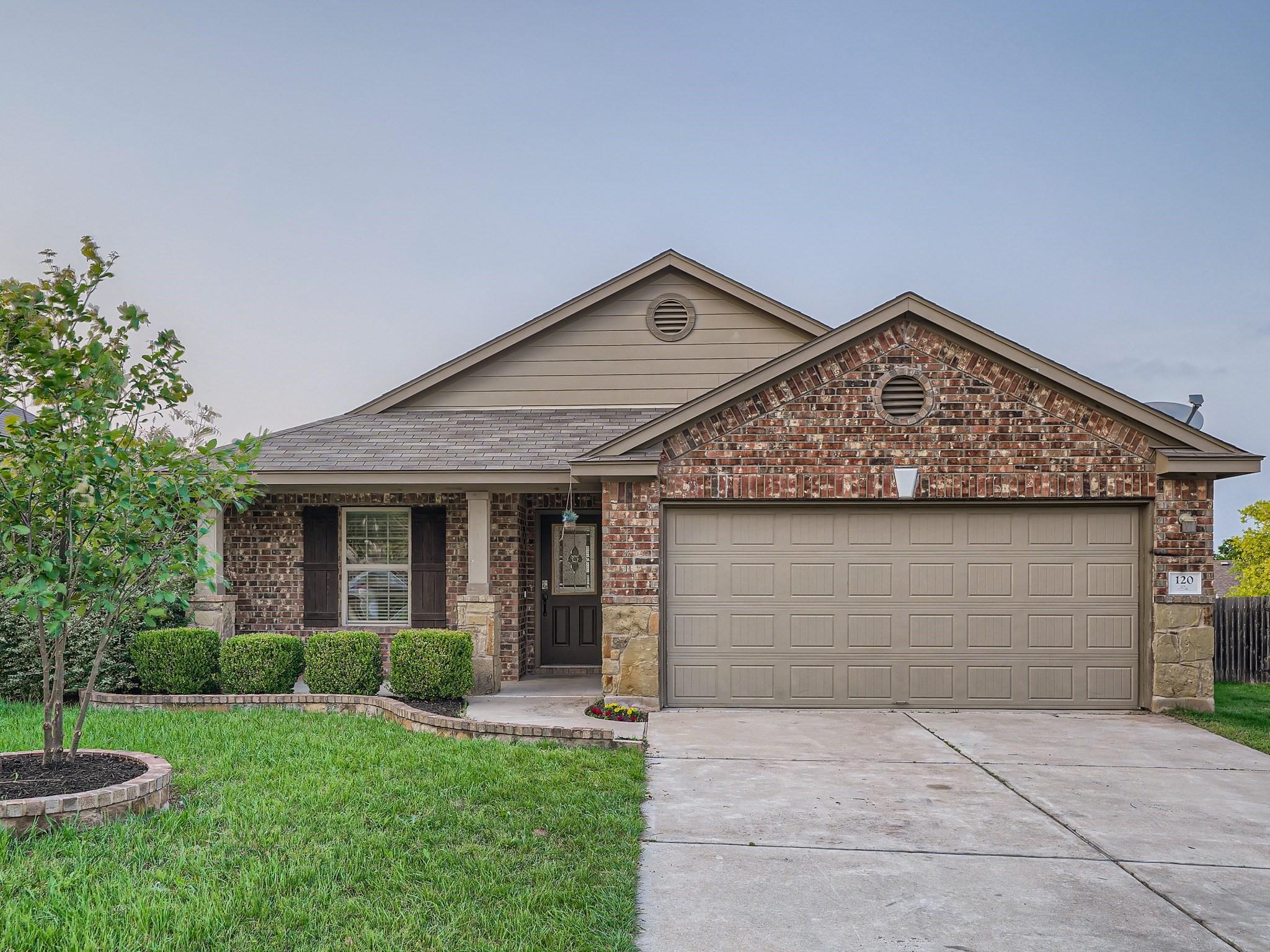 Photo 1 of 11 — 120 Shiloh CV, Hutto, TX 78634