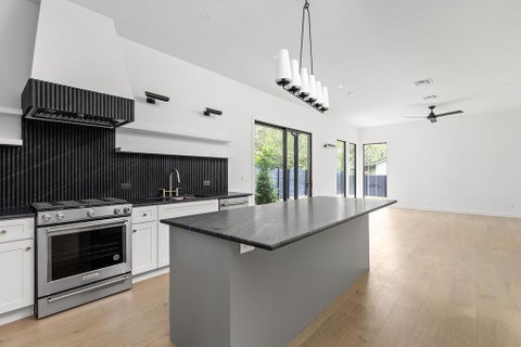 Tiny photo for 501 E 50th ST, Austin, TX 78751 (MLS # 4272968)