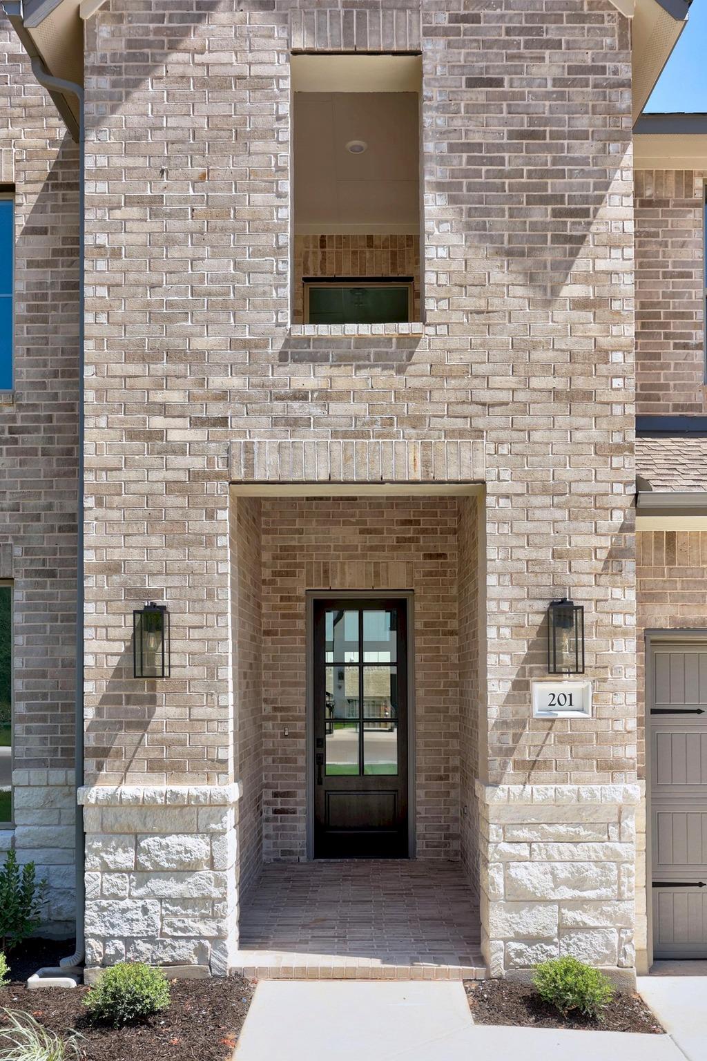 201 Buckaroo DR
