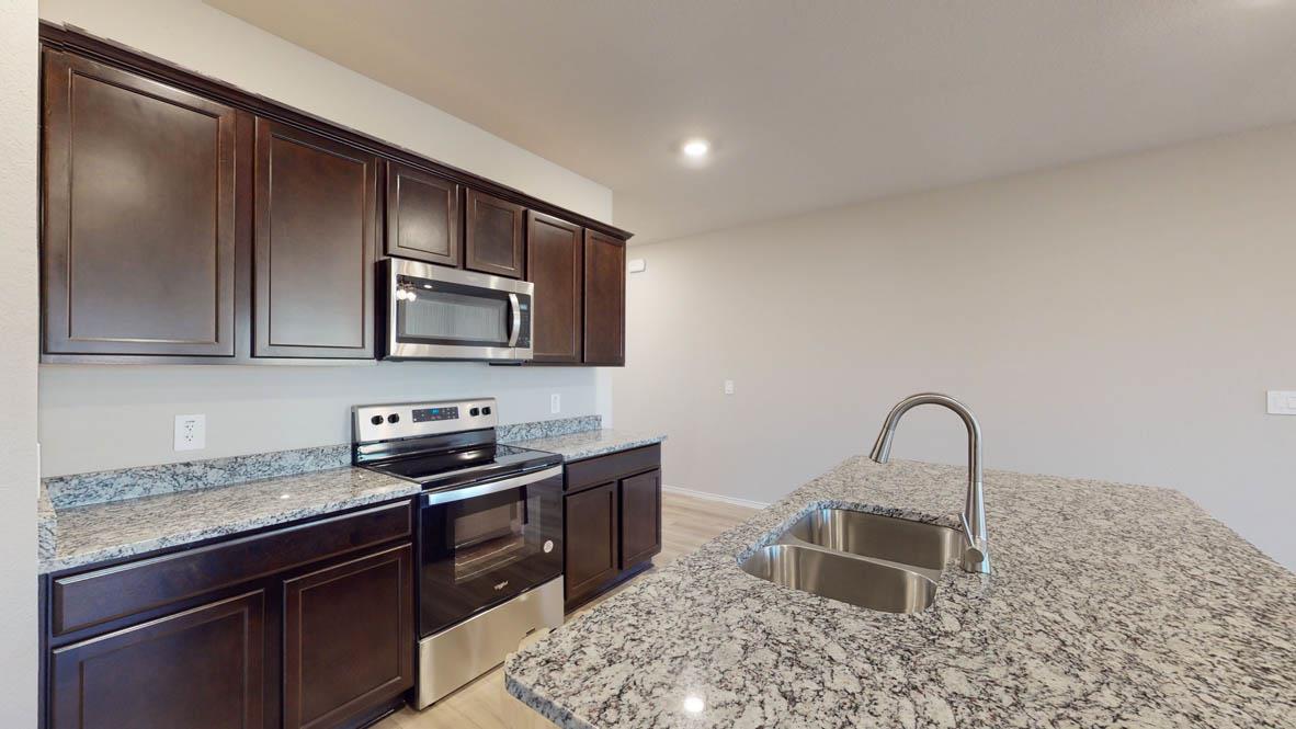 302 Isham DR