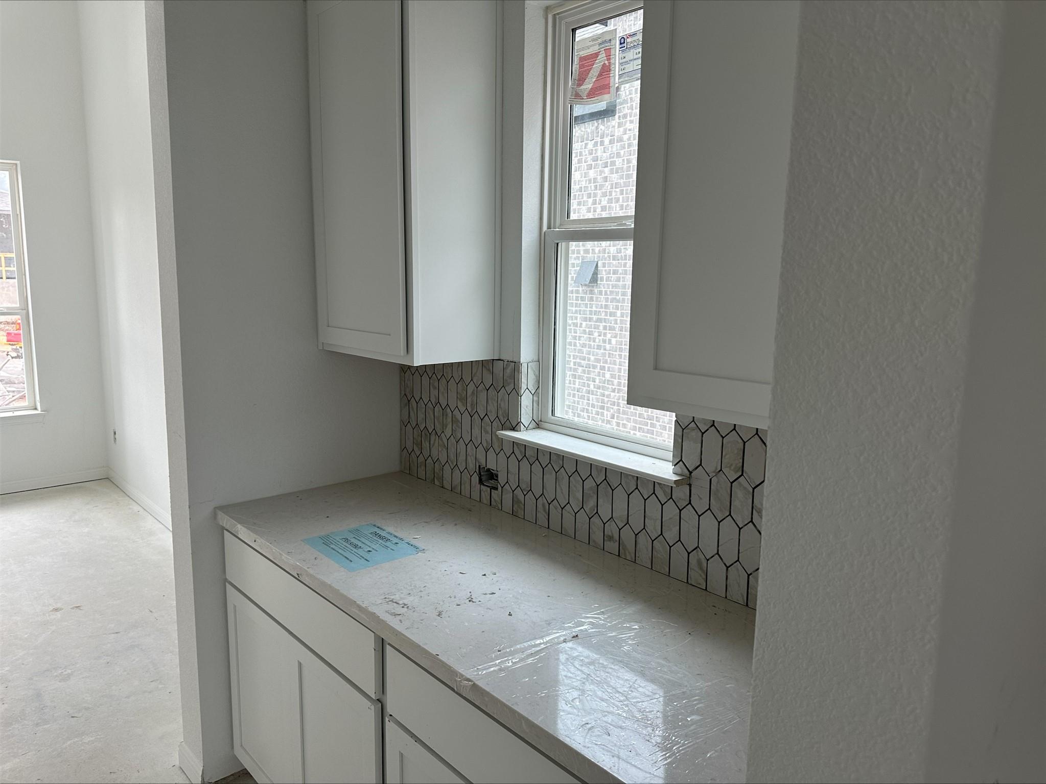 1604 Mulberry Oak LN