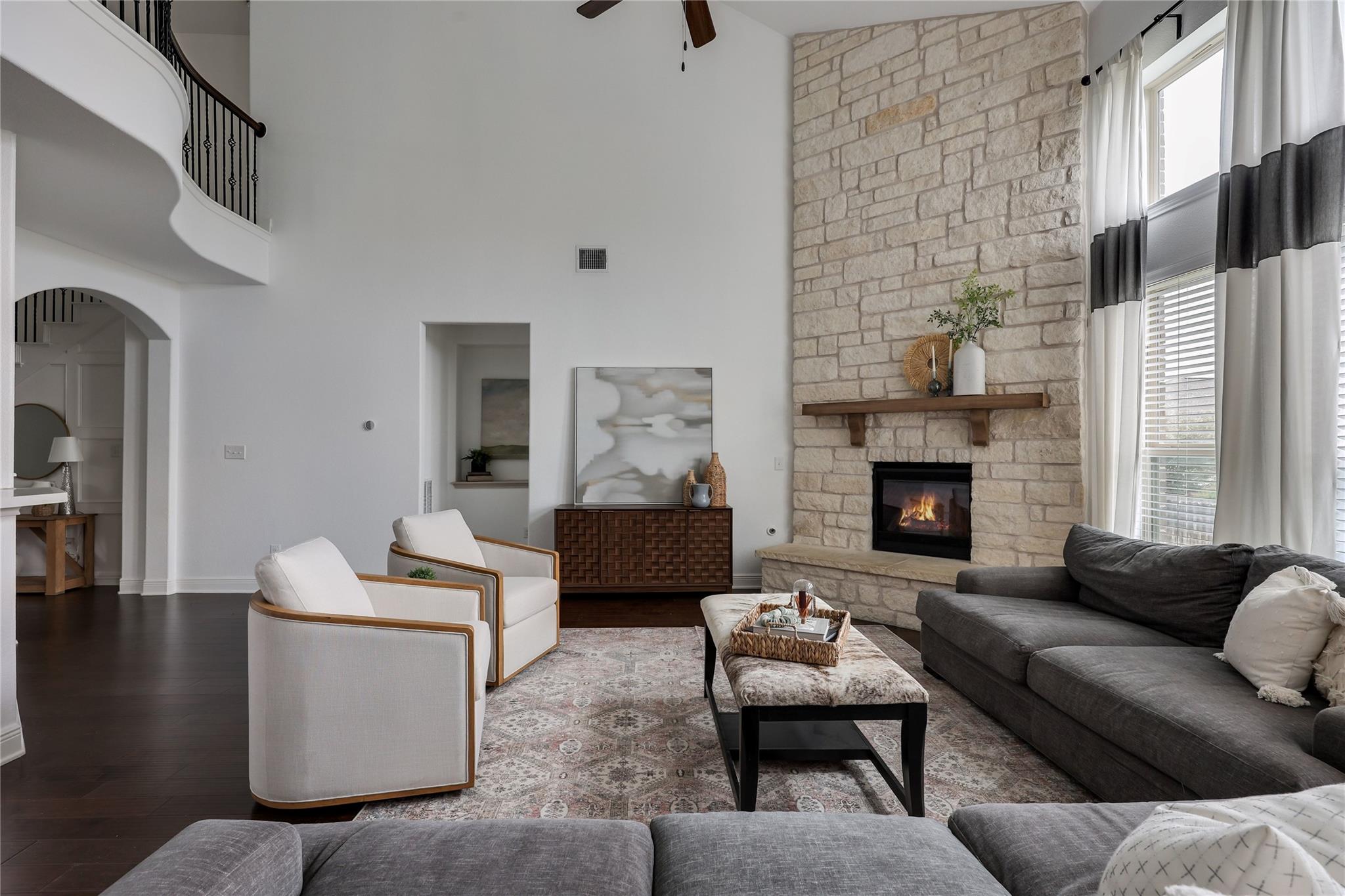 2515 Portici PASS