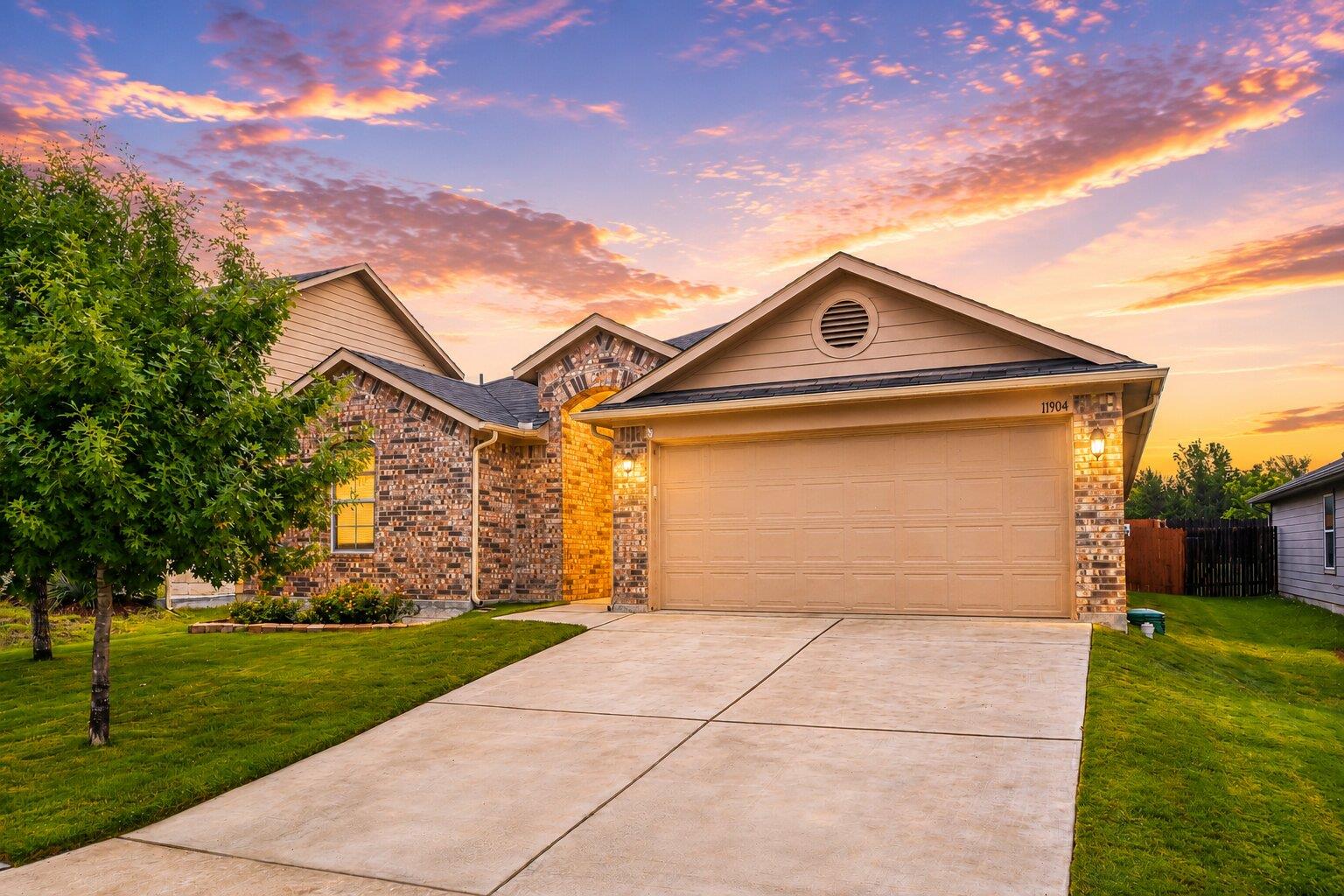 11904 Jamie DR