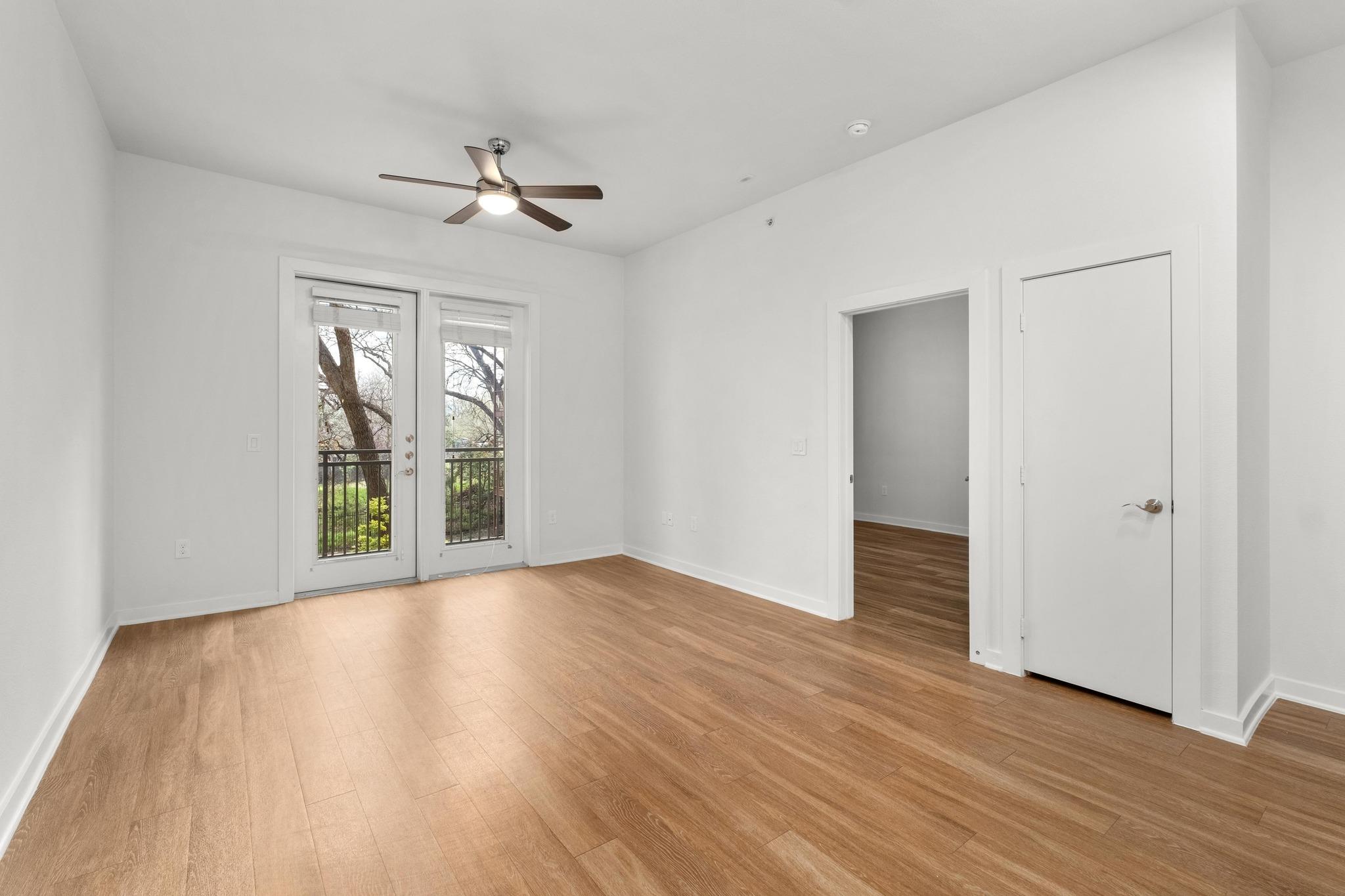 1900 Barton Springs RD 2035