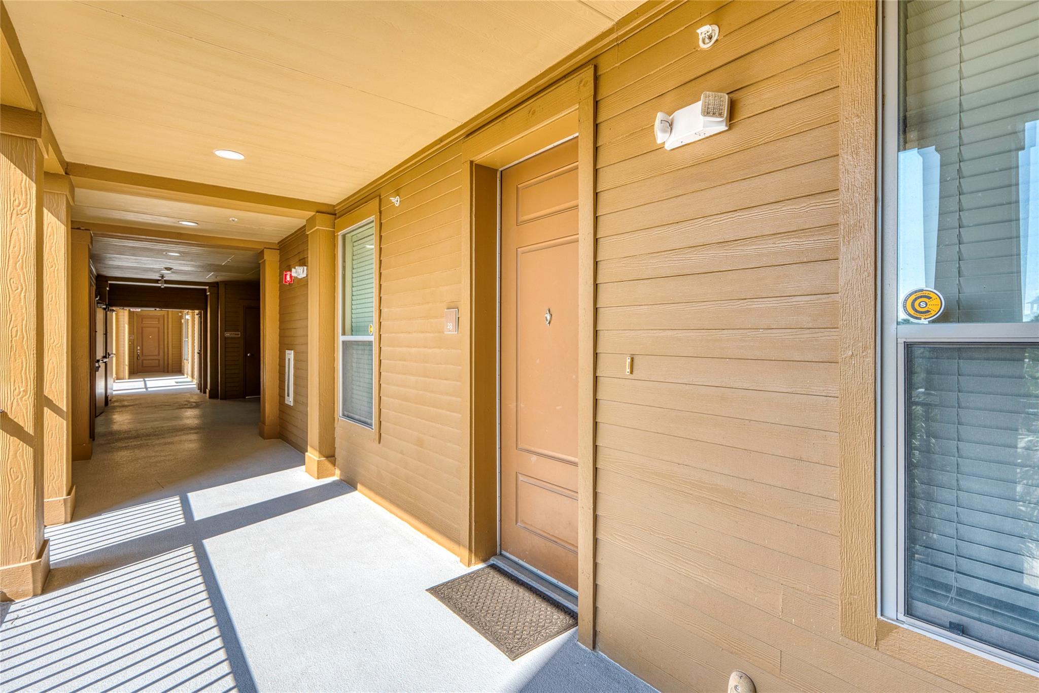 101 West Bank DR 23