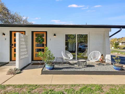 Photo of 1219 Hollow Creek DR #1, Austin, TX 78704 (MLS # 9061197)