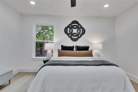 Tiny photo for 5508 Mapleleaf DR, Austin, TX 78723 (MLS # 7939325)