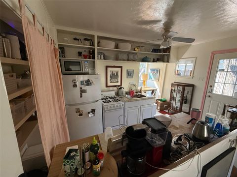 Photo of 3404 1/2 Grooms ST #A, Austin, TX 78705 (MLS # 4355940)