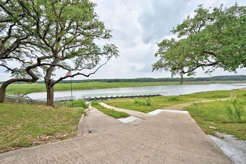 A home in Spicewood