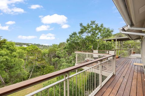 Photo of 701 Yaupon Valley RD, West Lake Hills, TX 78746 (MLS # 2270869)