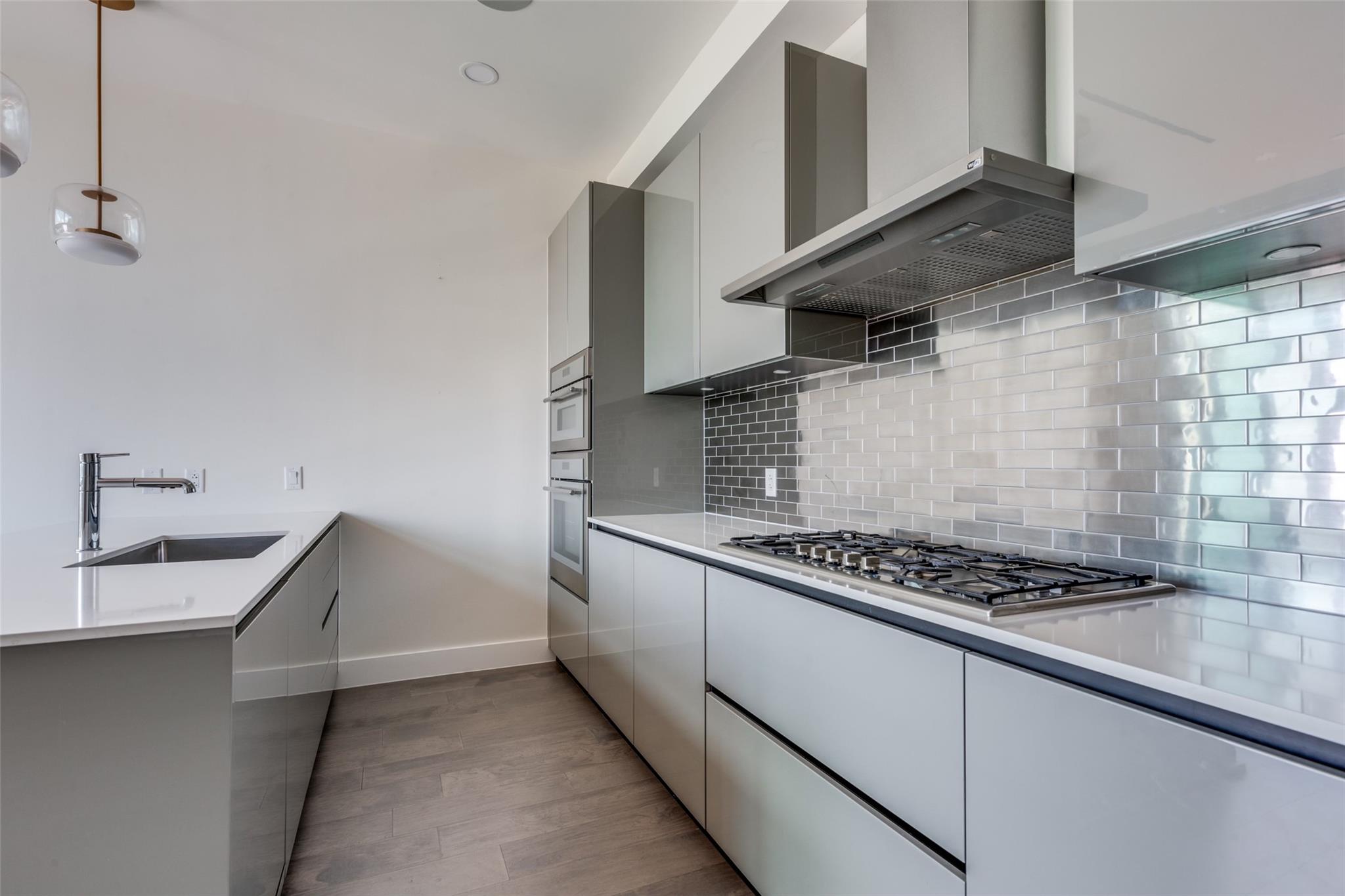 123 Lexington Ave 1408