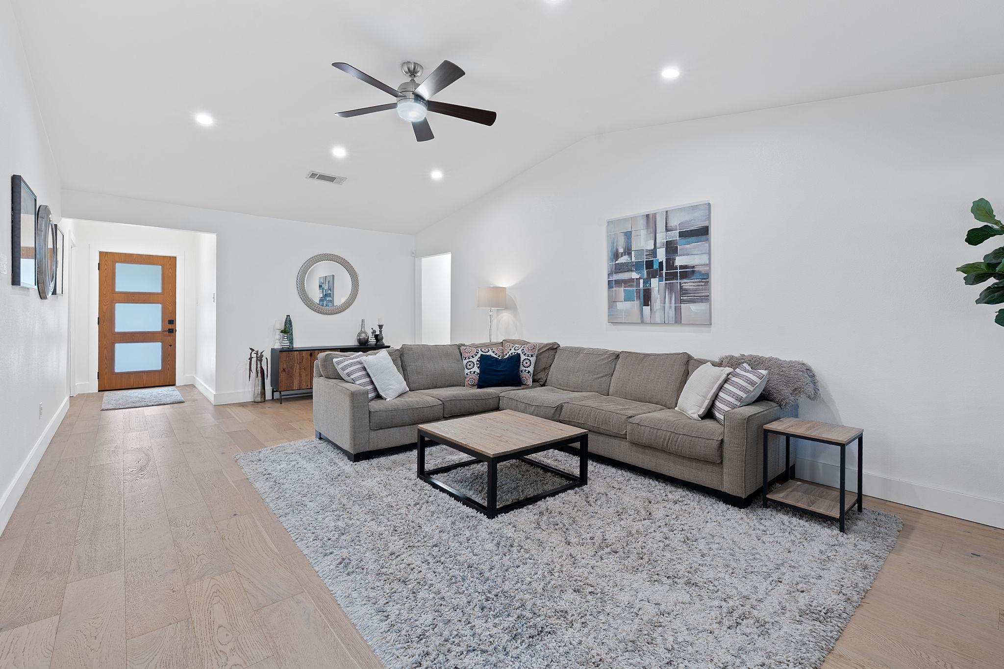 6008 Smith Oak TRL