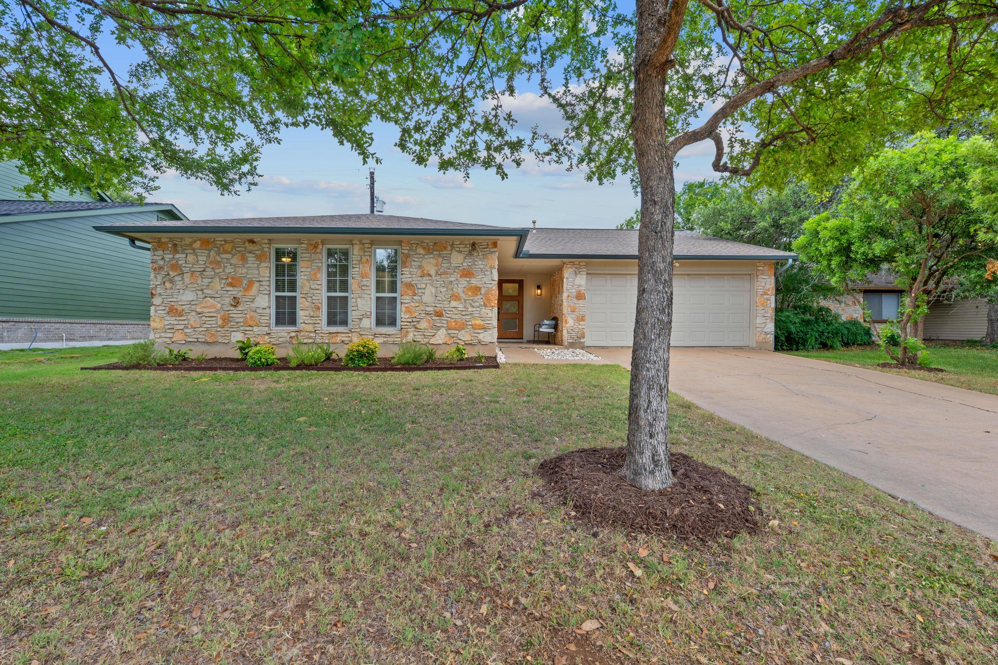 6008 Smith Oak TRL