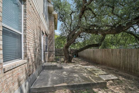 Tiny photo for 9401 Kisoba TER, Austin, TX 78749 (MLS # 2900191)
