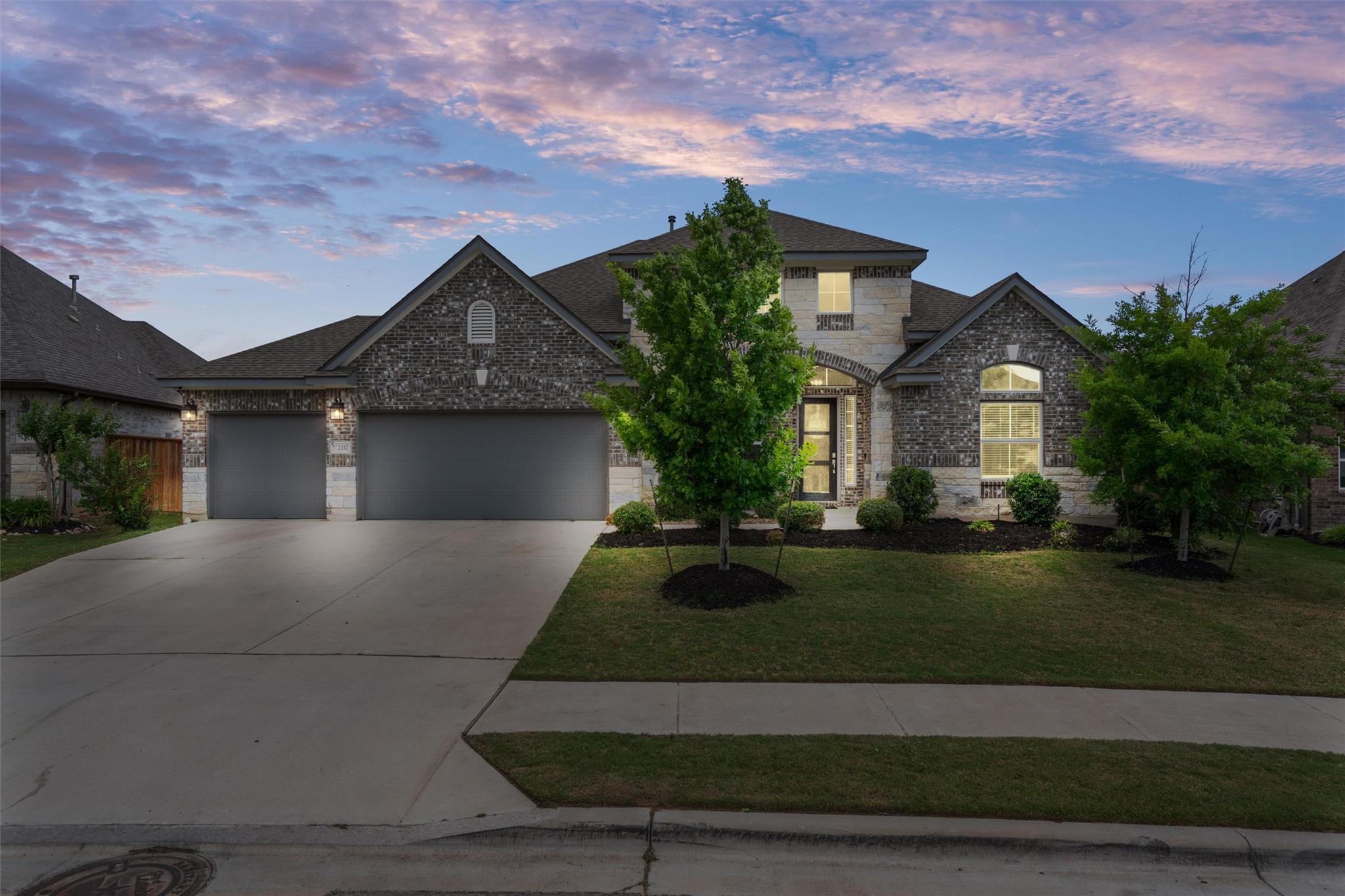 2217 Belen DR