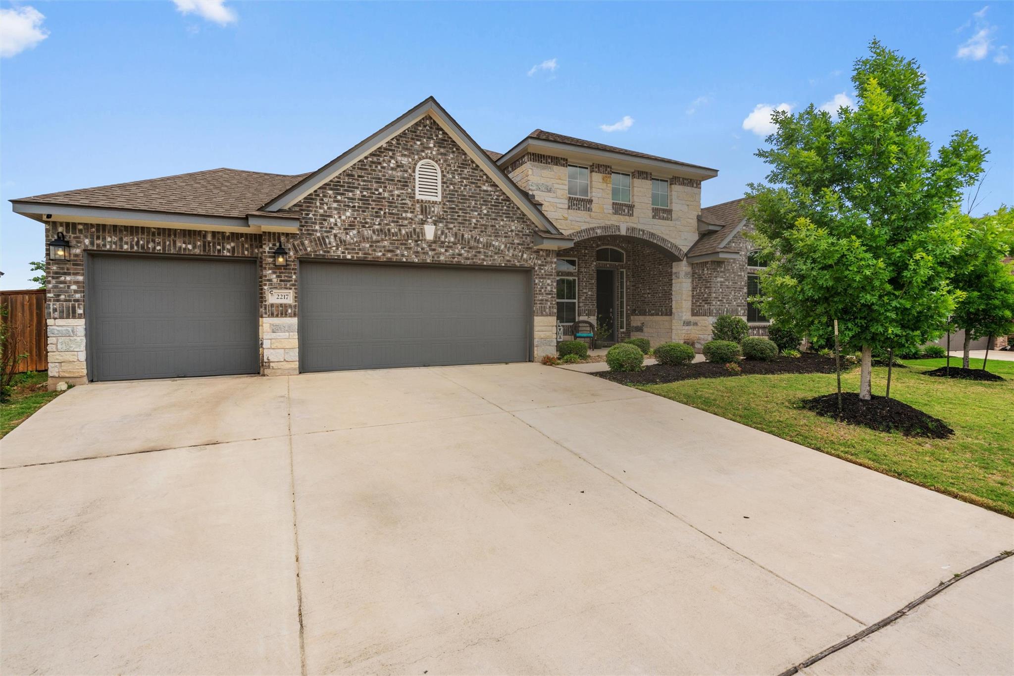 2217 Belen DR