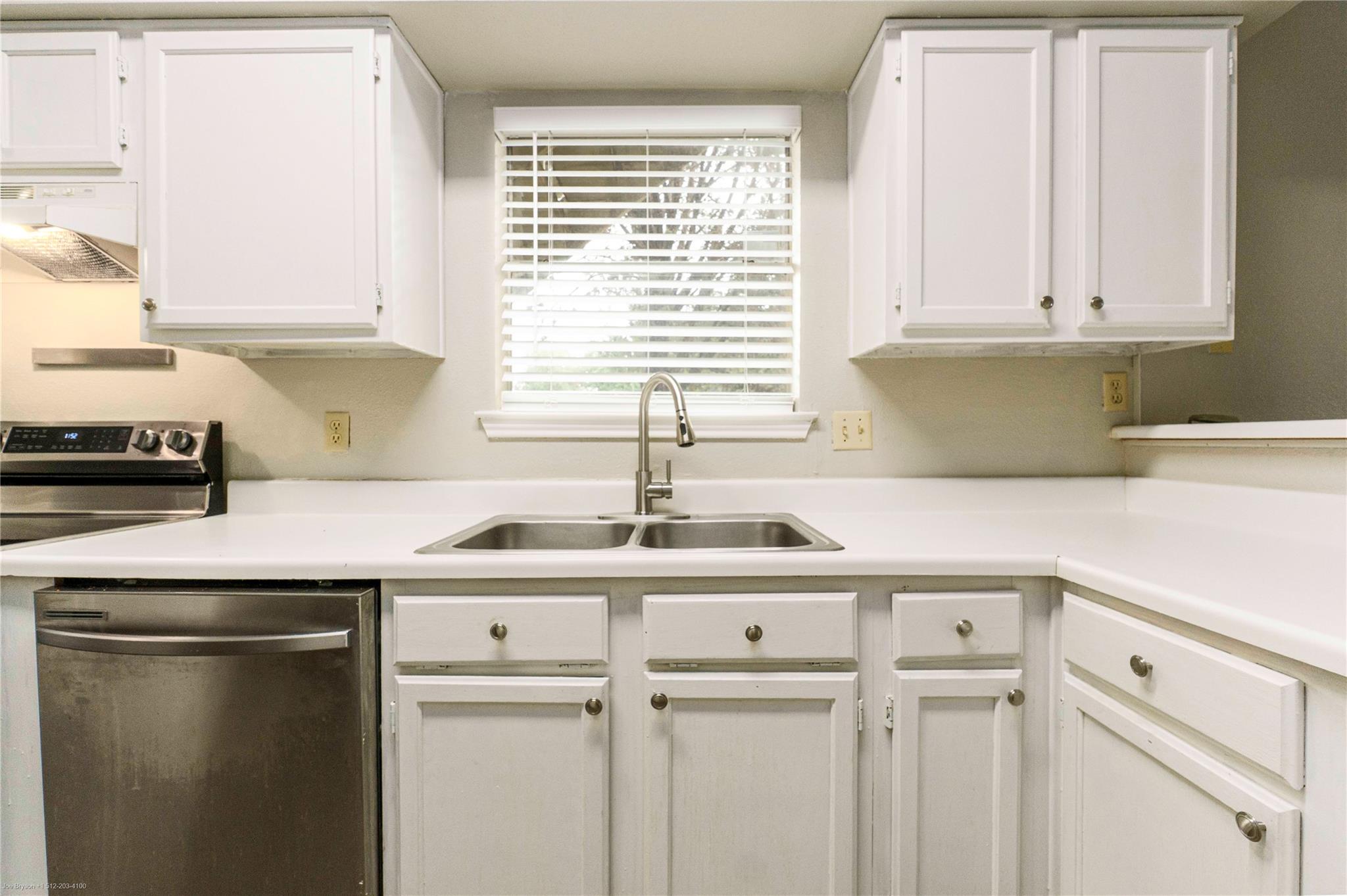 2450 Wickersham LN 1001