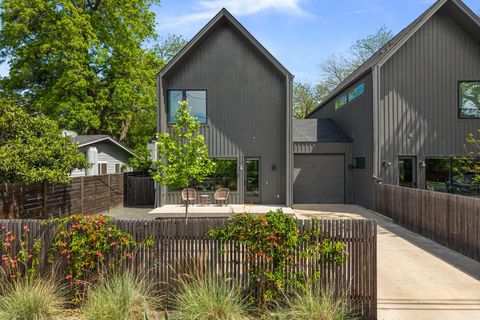 Photo of 3302 Goodwin Ave #A, Austin, TX 78702 (MLS # 7253213)