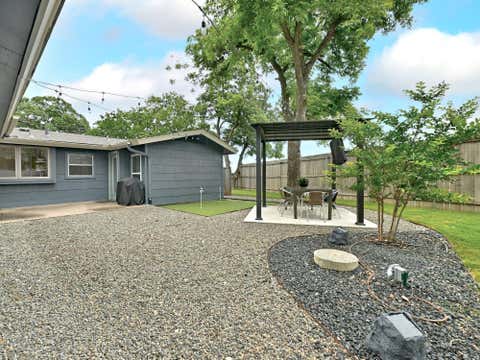 Tiny photo for 5700 Avenue G, Austin, TX 78752 (MLS # 7984570)