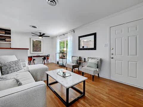Tiny photo for 5700 Avenue G, Austin, TX 78752 (MLS # 7984570)