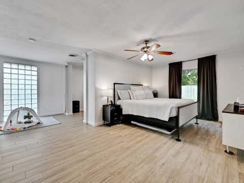 Tiny photo for 5700 Avenue G, Austin, TX 78752 (MLS # 7984570)